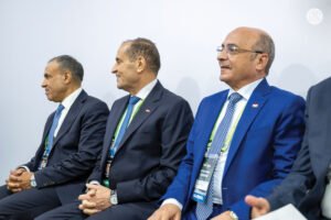 ولي عهد أبوظبي يبحث تعزيز العلاقات الثنائية مع الرئيس المصري على هامش أعمال قمة مجموعة العشرين