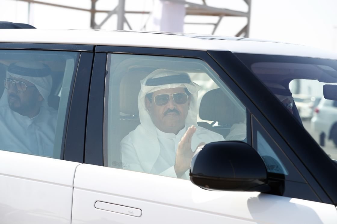 "مطفية" تتوج بكأس الحقايق الأبكار من جائزة زايد الكبرى لسباقات الهجن 1 "مطفية" تتوج بكأس الحقايق الأبكار من جائزة زايد الكبرى لسباقات الهجن