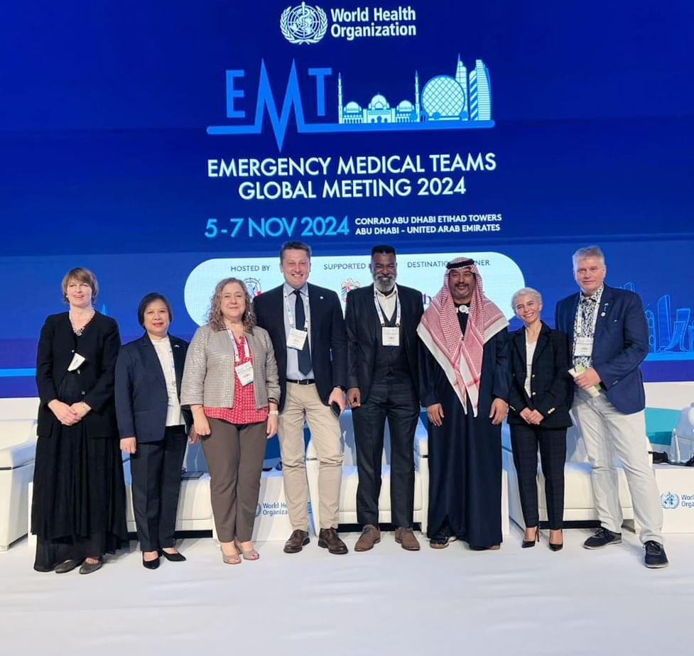 فريق الإمارات للطوارئ الطبية يبحث التعاون مع نظرائه بـ5 دول 1 فريق الإمارات للطوارئ الطبية يبحث التعاون مع نظرائه بـ5 دول