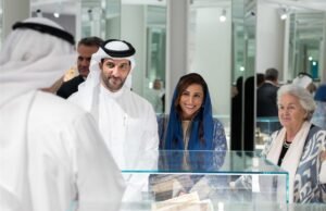 سلطان بن أحمد القاسمي يفتتح معرض جلال الدين الرومي في بيت الحكمة