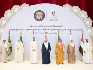 سيف بن زايد يترأس وفد الإمارات في اجتماع وزراء الداخلية بدول التعاون