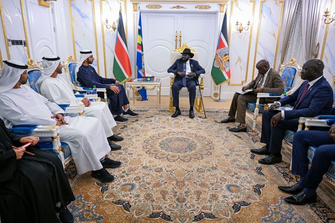 شخبوط بن نهيان يلتقي رئيس جنوب السودان 1 شخبوط بن نهيان يلتقي رئيس جنوب السودان