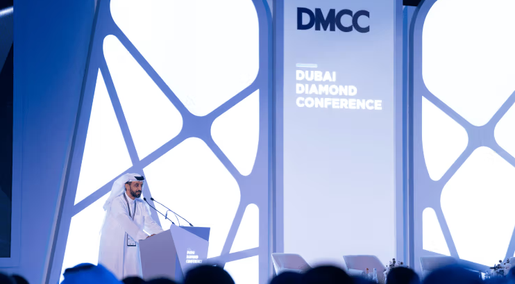 "مؤتمر دبي للماس" يضع حلولاً ورؤىً استراتيجيةً بشأن مستقبل صناعة الماس 1 "مؤتمر دبي للماس" يضع حلولاً ورؤىً استراتيجيةً بشأن مستقبل صناعة الماس