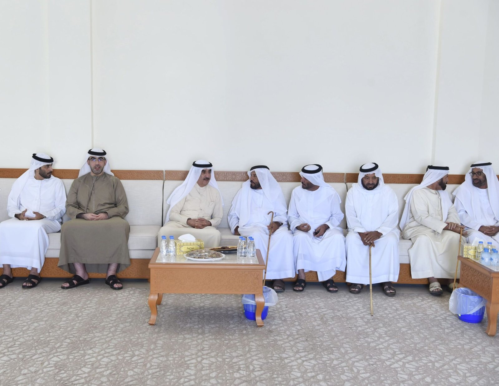 حاكم أم القيوين يعزي في وفاة مريم سعيد حميد بن شايم آل علي 1 حاكم أم القيوين يعزي في وفاة مريم سعيد حميد بن شايم آل علي