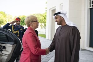 رئيس الدولة ورئيسة سلوفينيا يبحثان علاقات التعاون بين البلدين