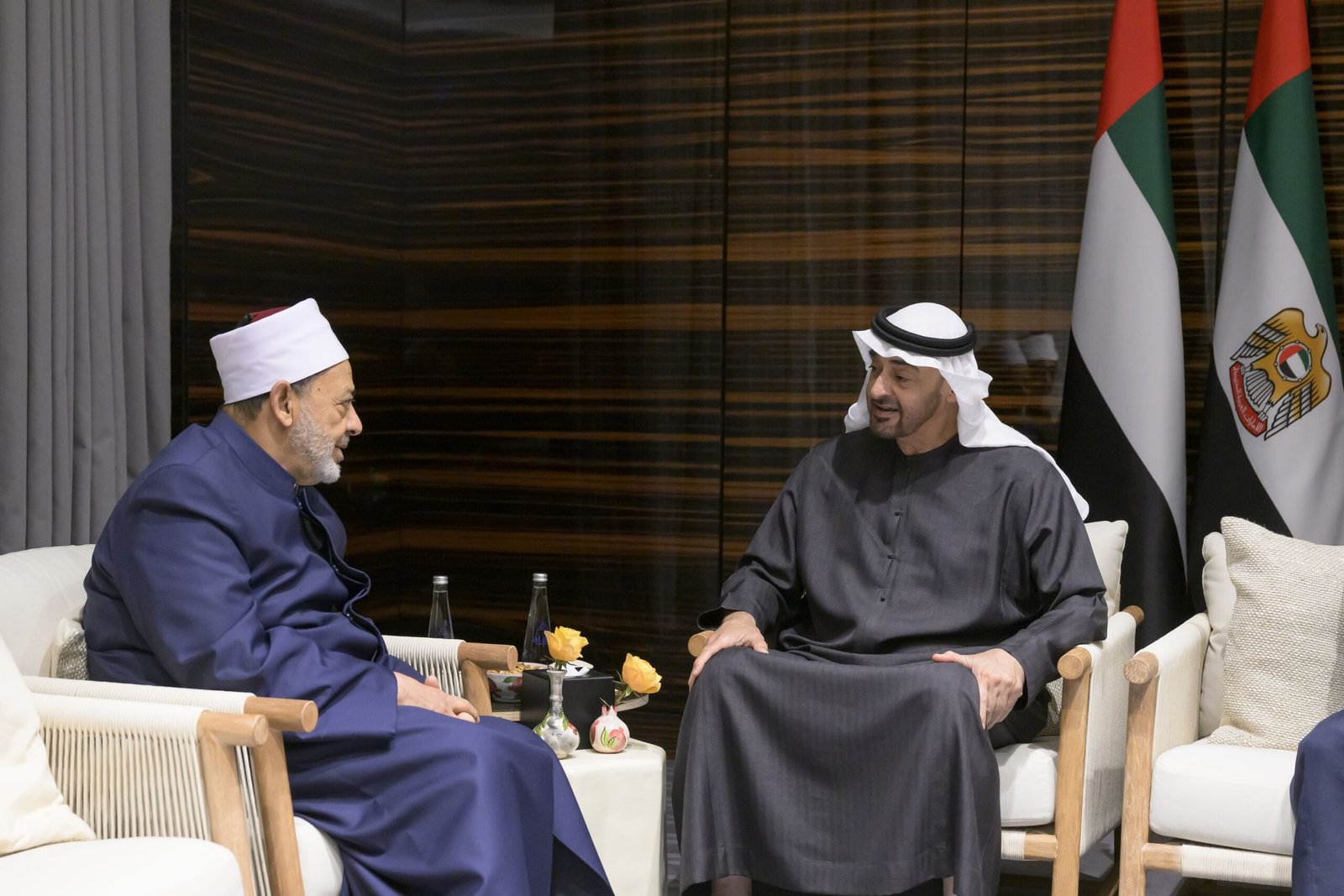 رئيس الدولة يستقبل شيخ الأزهر في إطار زيارته إلى أذربيجان 1 رئيس الدولة يستقبل شيخ الأزهر في إطار زيارته إلى أذربيجان