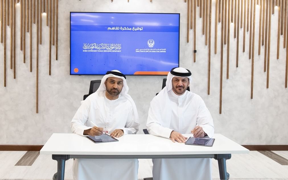 الموارد البشرية لحكومة دبي و " الدفاع المدني" يتعاونان لتبادل الخبرات 1 الموارد البشرية لحكومة دبي و " الدفاع المدني" يتعاونان لتبادل الخبرات