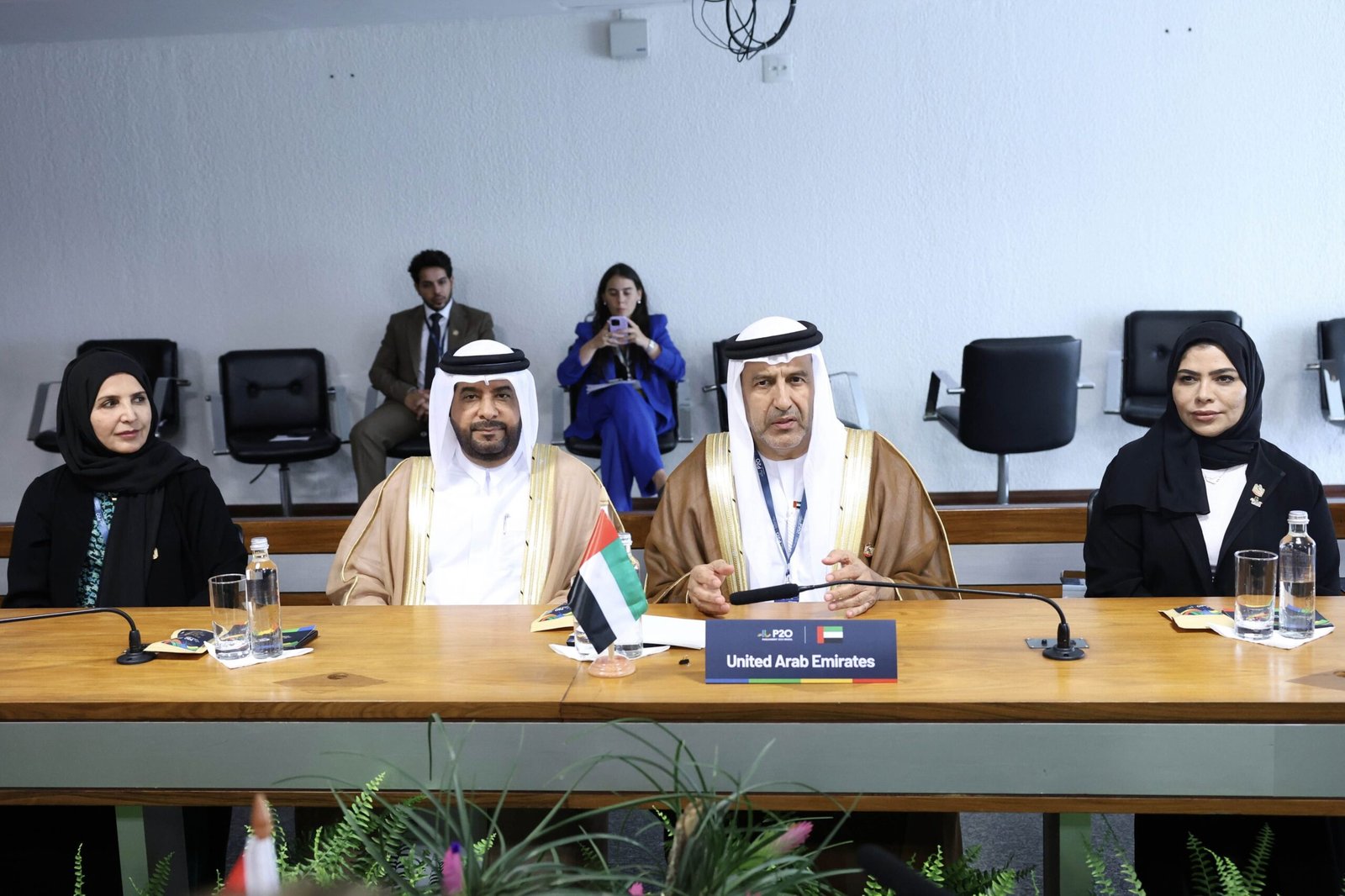 "الوطني الاتحادي" يبحث التعاون البرلماني مع مجلس الشيوخ الكندي 1 "الوطني الاتحادي" يبحث التعاون البرلماني مع مجلس الشيوخ الكندي