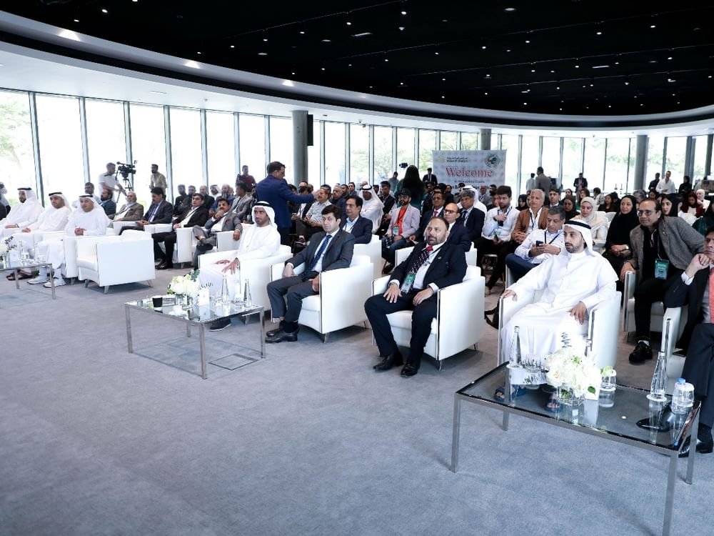 غرفة الشارقة تستعرض جهودها في تعزيز العلاقات بين مجتمعات الأعمال 1 غرفة الشارقة تستعرض جهودها في تعزيز العلاقات بين مجتمعات الأعمال