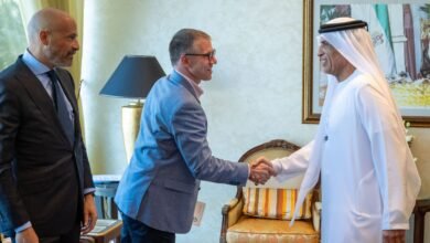 سعود بن صقر يستقبل وفداً من جامعة ميشيغان الأمريكية