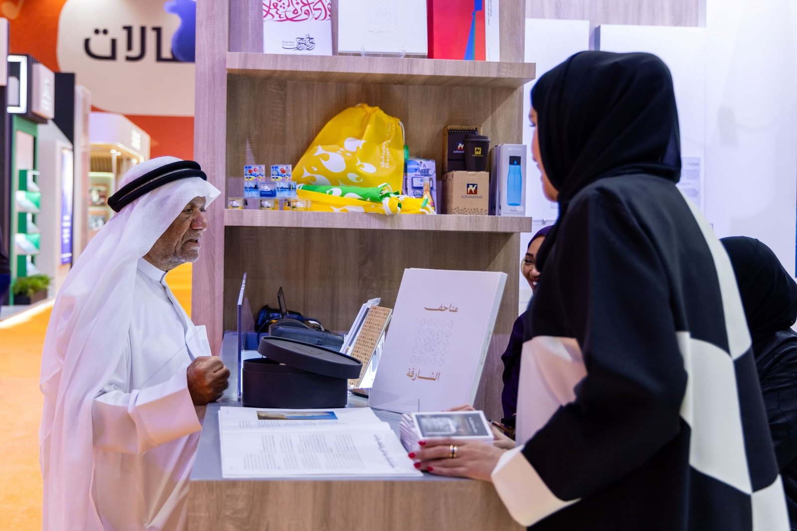 "الشارقة للمتاحف" تطلق كتابا جديدا خلال "معرض الكتاب" 1 "الشارقة للمتاحف" تطلق كتابا جديدا خلال "معرض الكتاب"