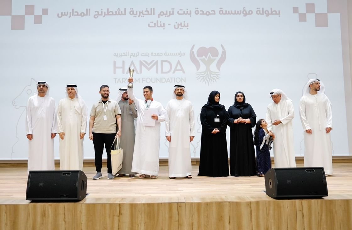 خالد بن حميد القاسمي يكرم الطلبة الفائزين ببطولة الشطرنج المدرسي 1 خالد بن حميد القاسمي يكرم الطلبة الفائزين ببطولة الشطرنج المدرسي
