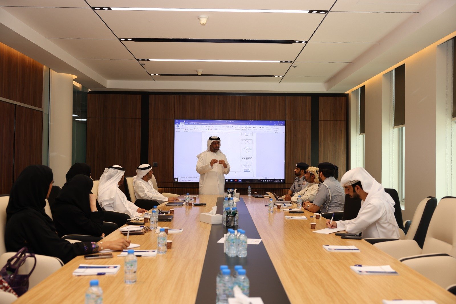 شرطة أبوظبي وهيئة البيئة-أبوظبي ينفذان ورشة عمل مشتركة 1 شرطة أبوظبي وهيئة البيئة-أبوظبي ينفذان ورشة عمل مشتركة
