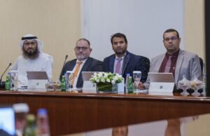 سلطان بن أحمد القاسمي يتابع المشروعات البحثية في جامعة الشارقة