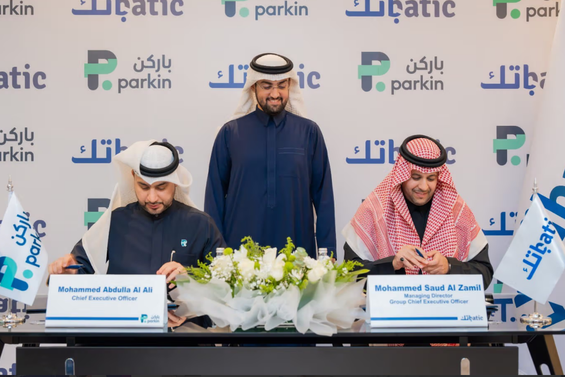 شركة باركن توقع مذكرة تفاهم مع شركة باتك بهدف استكشاف فرص التعاون في حلول مواقف المركبات الذكية عبر المملكة العربية السعودية 1 شركة باركن توقع مذكرة تفاهم مع شركة باتك بهدف استكشاف فرص التعاون في حلول مواقف المركبات الذكية عبر المملكة العربية السعودية