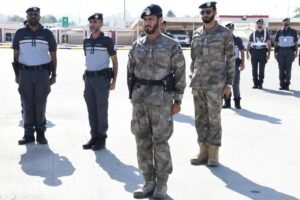 زايد بن حمد يشهد تخريج دورة "مهارات المطاردة المرورية" في شرطة أبوظبي 2 زايد بن حمد يشهد تخريج دورة "مهارات المطاردة المرورية" في شرطة أبوظبي