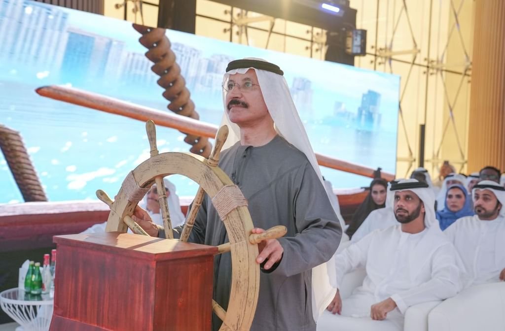سلطان بن سليم يفتتح المقر الرئيسي الجديد لمؤسسة "الموانئ والجمارك" 1 سلطان بن سليم يفتتح المقر الرئيسي الجديد لمؤسسة "الموانئ والجمارك"