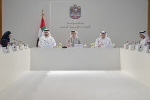 "الوزاري للتنمية" برئاسة منصور بن زايد يستعرض تقارير ومشاريع حكومية