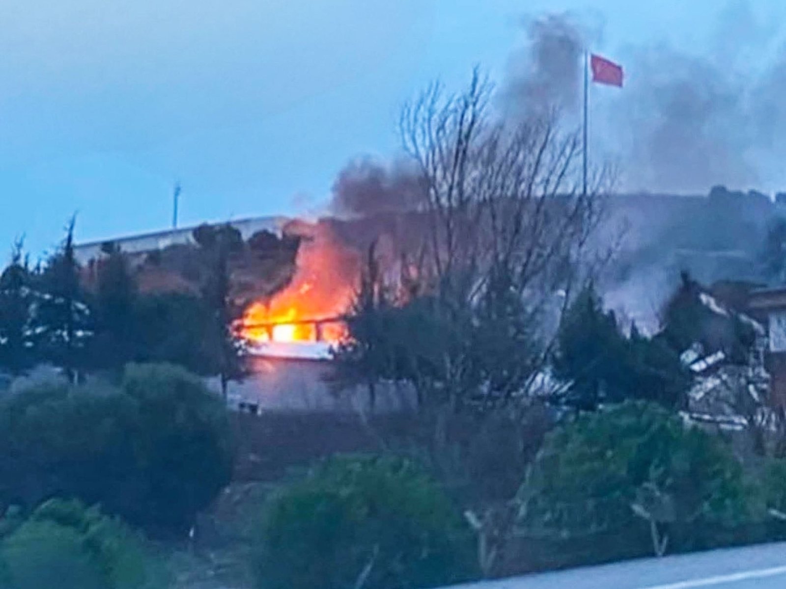 12 قتيلا بانفجار مصنع ذخيرة شمال غرب تركيا 1 12 قتيلا بانفجار مصنع ذخيرة شمال غرب تركيا
