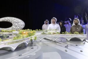 محمد بن راشد يعتمد المخطط الشامل لتطوير مسارات المشاة "دبي ووك" لتحويل الإمارة إلى مدينة صديقة للمشاة