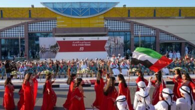 أحمد بن سعود يشهد مسيرة شرطة رأس الخيمة بمناسبة عيد الاتحاد الـ53