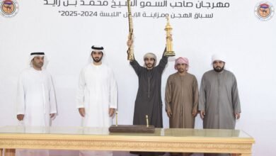 عبدالله المعلا يشهد مهرجان محمد بن زايد لسباقات الهجن ومزاينة الإبل في أم القيوين