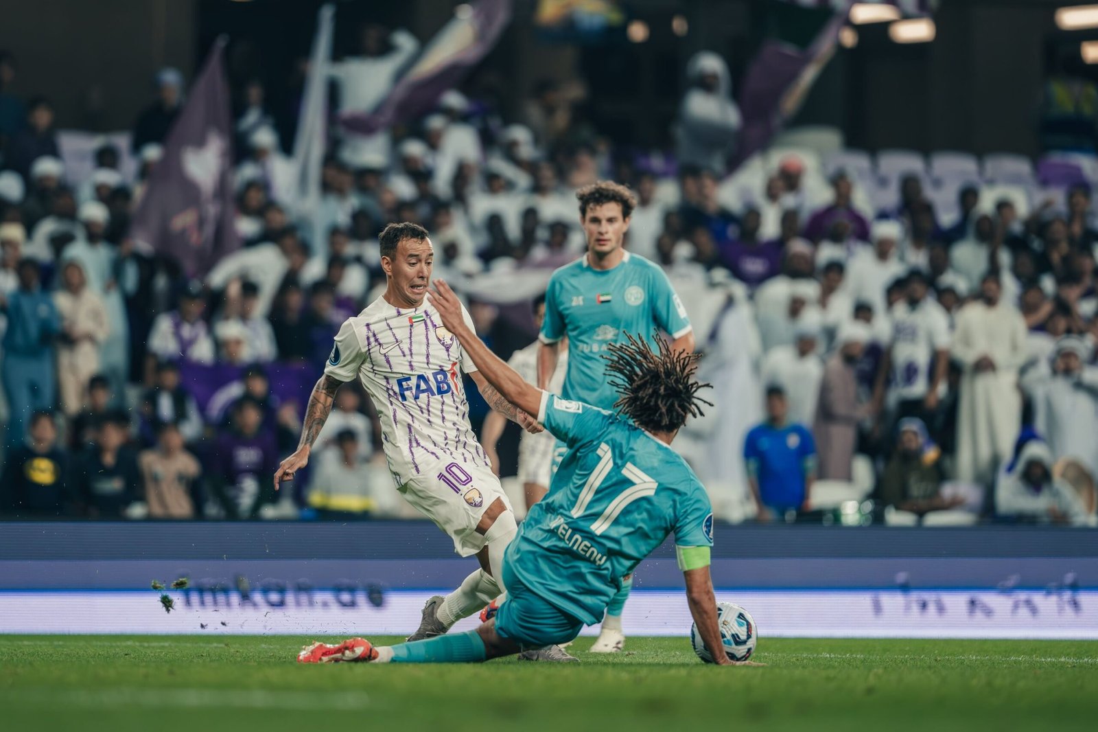 كأس مصرف أبوظبي الإسلامي ..فوز العين والوصل في ذهاب ربع النهائي 1 كأس مصرف أبوظبي الإسلامي ..فوز العين والوصل في ذهاب ربع النهائي