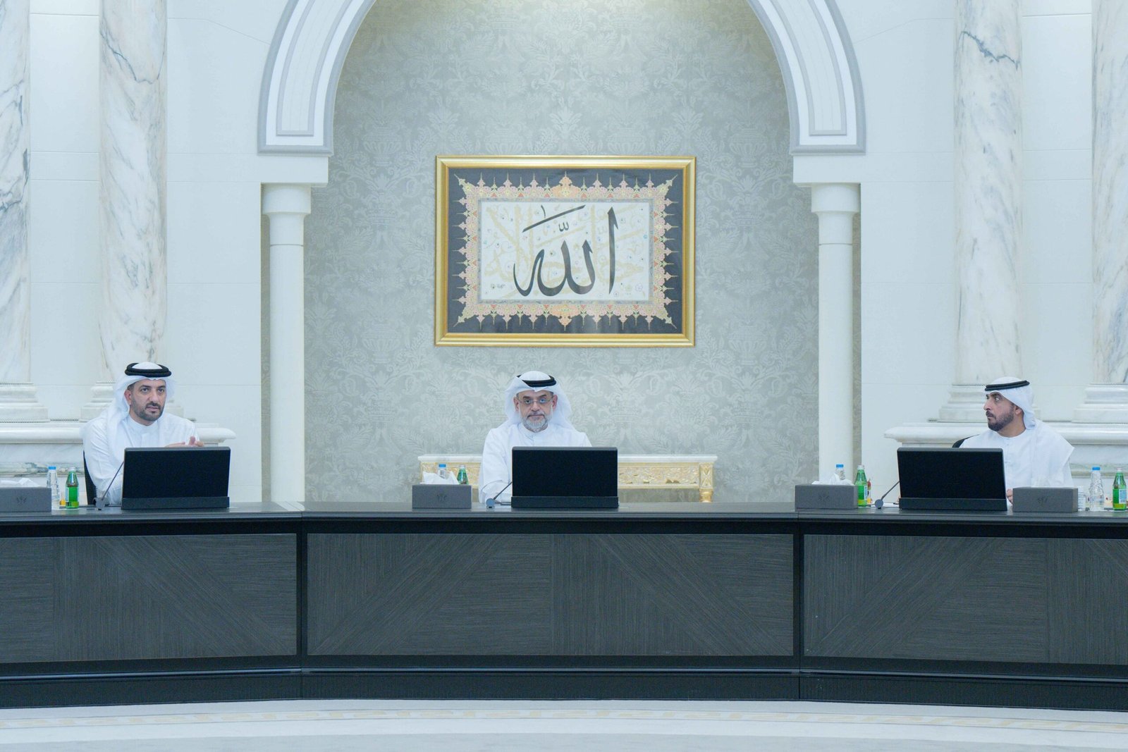 ولي عهد الشارقة يترأس اجتماع المجلس التنفيذي 1 ولي عهد الشارقة يترأس اجتماع المجلس التنفيذي