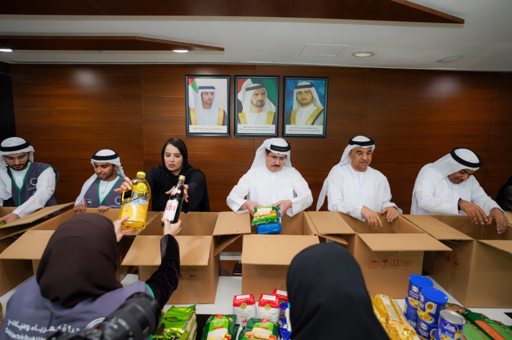 أكثر من 4,7 مليون مستفيد من مبادرات هيئة كهرباء ومياه دبي الإنسانية والمجتمعية خلال النصف الأول من 2024 1 أكثر من 4,7 مليون مستفيد من مبادرات هيئة كهرباء ومياه دبي الإنسانية والمجتمعية خلال النصف الأول من 2024