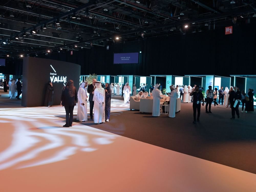 "أسبوع أبوظبي للأعمال" يستعرض المشاريع المستقبلية لدعم التنمية 1 "أسبوع أبوظبي للأعمال" يستعرض المشاريع المستقبلية لدعم التنمية
