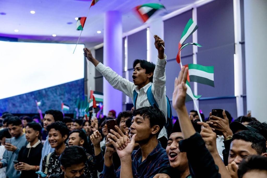 جامع الشيخ زايد الكبير في إندونيسيا و"نهضة العلماء" يحتفيان بـ"عيد الاتحاد" 1 جامع الشيخ زايد الكبير في إندونيسيا و"نهضة العلماء" يحتفيان بـ"عيد الاتحاد"
