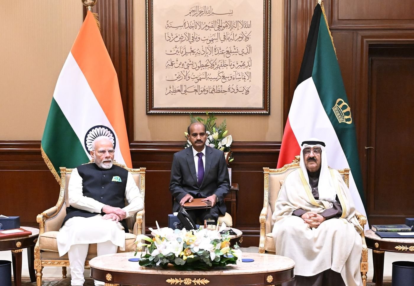 أمير الكويت ورئيس الوزراء الهندي يبحثان آخر المستجدات الإقليمية والدولية 1 أمير الكويت ورئيس الوزراء الهندي يبحثان آخر المستجدات الإقليمية والدولية