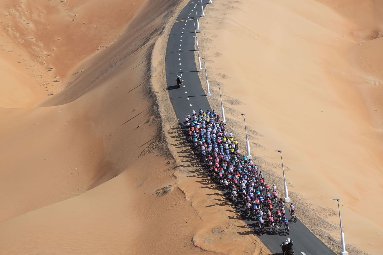 "طواف الإمارات" منصة استثنائية لإبراز الدولة سياحيًّا 1 "طواف الإمارات" منصة استثنائية لإبراز الدولة سياحيًّا