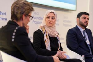 دافوس 2025.. قيادات حكومية من الإمارات وخبراء دوليين يؤكدون أهمية تصفير البيروقراطية