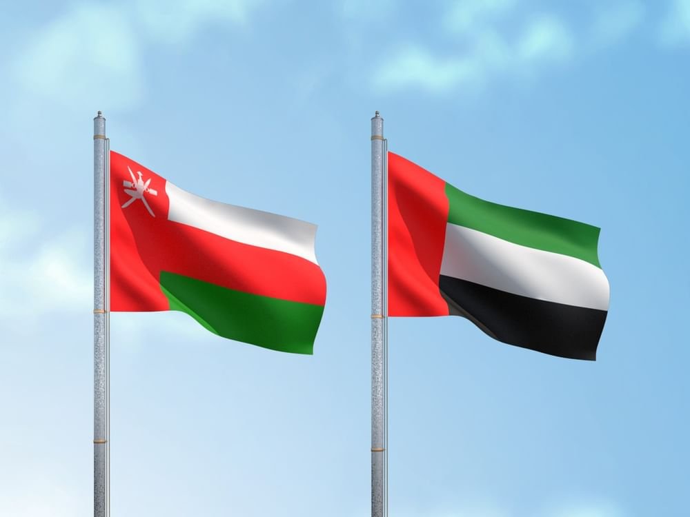 حكام الإمارات يهنئون سلطان عمان بذكرى توليه مقاليد الحكم