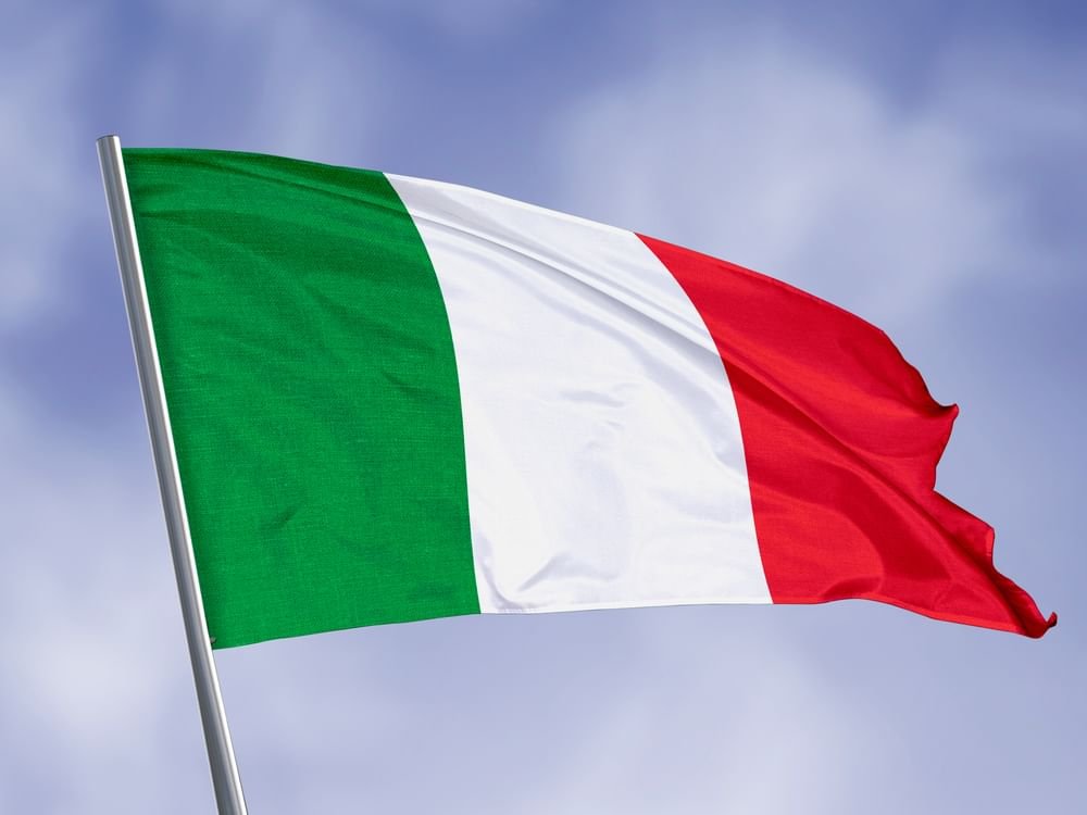 ميلانو الإيطالية تبدأ تطبيق حظر التدخين في الهواء الطلق 1 ميلانو الإيطالية تبدأ تطبيق حظر التدخين في الهواء الطلق