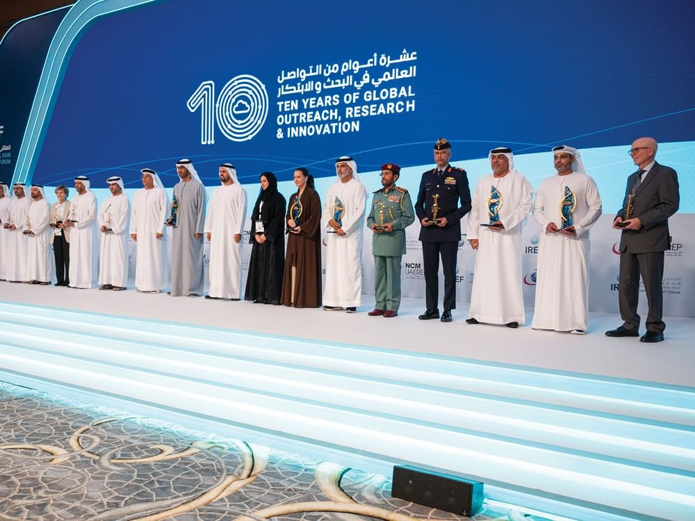برعاية منصور بن زايد .. انطلاق أعمال النسخة السابعة من "الملتقى الدولي للاستمطار" في أبوظبي 1 برعاية منصور بن زايد .. انطلاق أعمال النسخة السابعة من "الملتقى الدولي للاستمطار" في أبوظبي