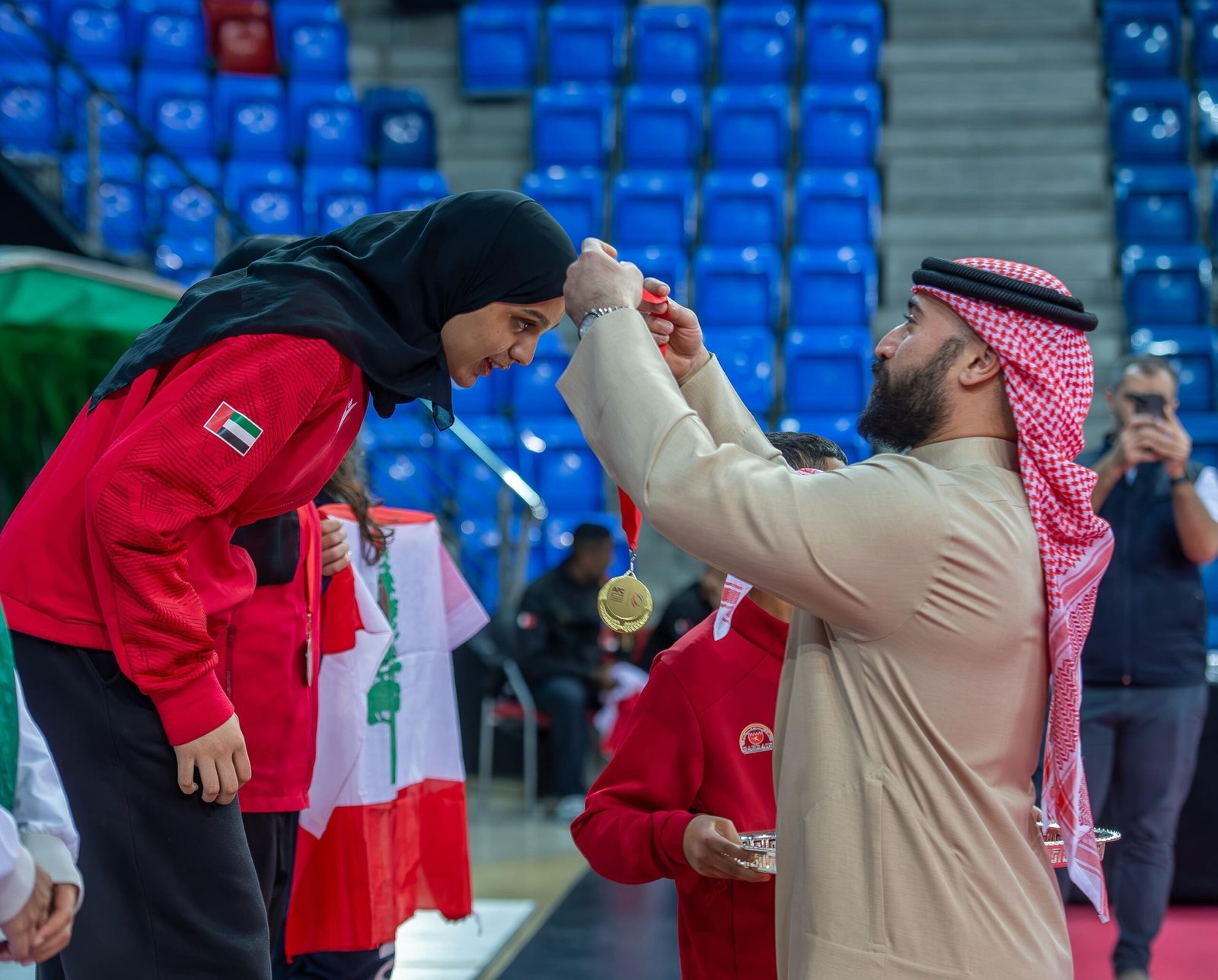 4 ميداليات للإمارات في البطولة العربية للمبارزة بالبحرين 1 4 ميداليات للإمارات في البطولة العربية للمبارزة بالبحرين