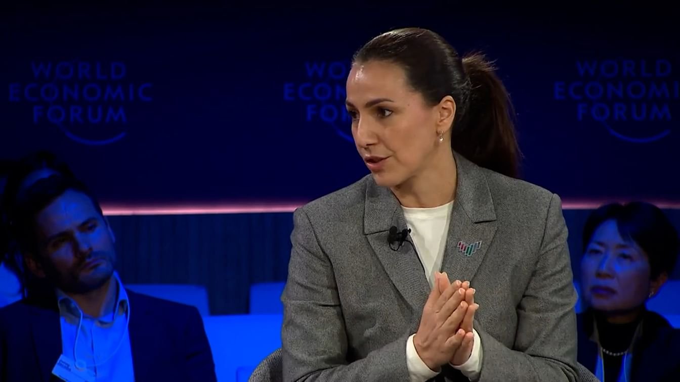 دافوس 2025 .. مريم المهيري تؤكد التزام الإمارات بالتعاون العالمي لتحقيق مستقبل مستدام لنظم الغذاء 1 دافوس 2025 .. مريم المهيري تؤكد التزام الإمارات بالتعاون العالمي لتحقيق مستقبل مستدام لنظم الغذاء