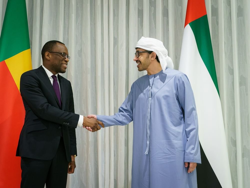 عبدالله بن زايد يستقبل وزير خارجية بنين ويبحثان العلاقات الثنائية بين البلدين 1 عبدالله بن زايد يستقبل وزير خارجية بنين ويبحثان العلاقات الثنائية بين البلدين