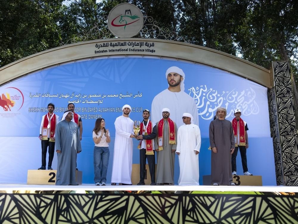 بحضور محمد بن منصور بن زايد .. علي عادل يتوج بكأس محمد بن منصور للقدرة 1 بحضور محمد بن منصور بن زايد .. علي عادل يتوج بكأس محمد بن منصور للقدرة