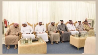 ولي عهد أم القيوين يقدم واجب العزاء في وفاة عبدالله هلال الطنيجي