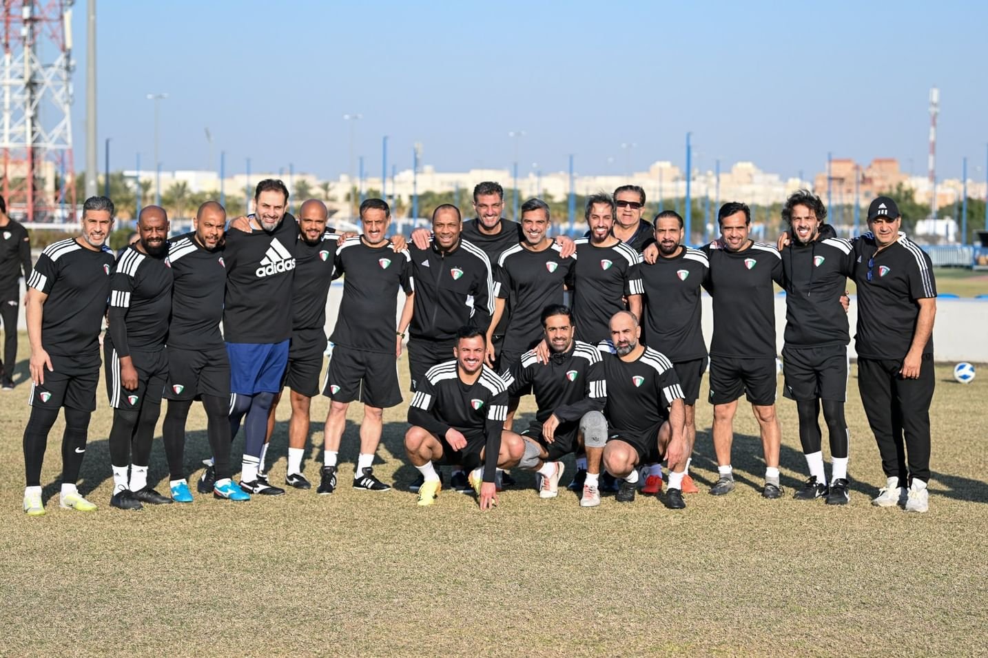 المنتخبات الخليجية ترفع استعداداتها للمشاركة في "بطولة الأساطير" بالكويت 1 المنتخبات الخليجية ترفع استعداداتها للمشاركة في "بطولة الأساطير" بالكويت