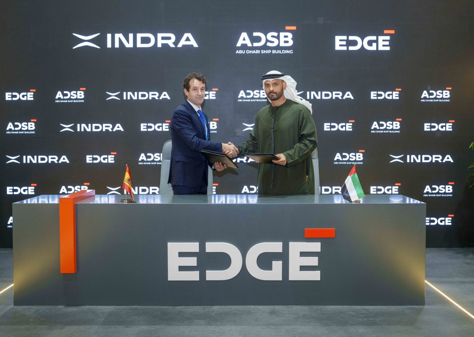 "أبوظبي لبناء السفن" تتعاون مع "إندرا" لتجهيز سفينة "400-FA" الدورية بأنظمة بحرية متقدمة 1 "أبوظبي لبناء السفن" تتعاون مع "إندرا" لتجهيز سفينة "400-FA" الدورية بأنظمة بحرية متقدمة