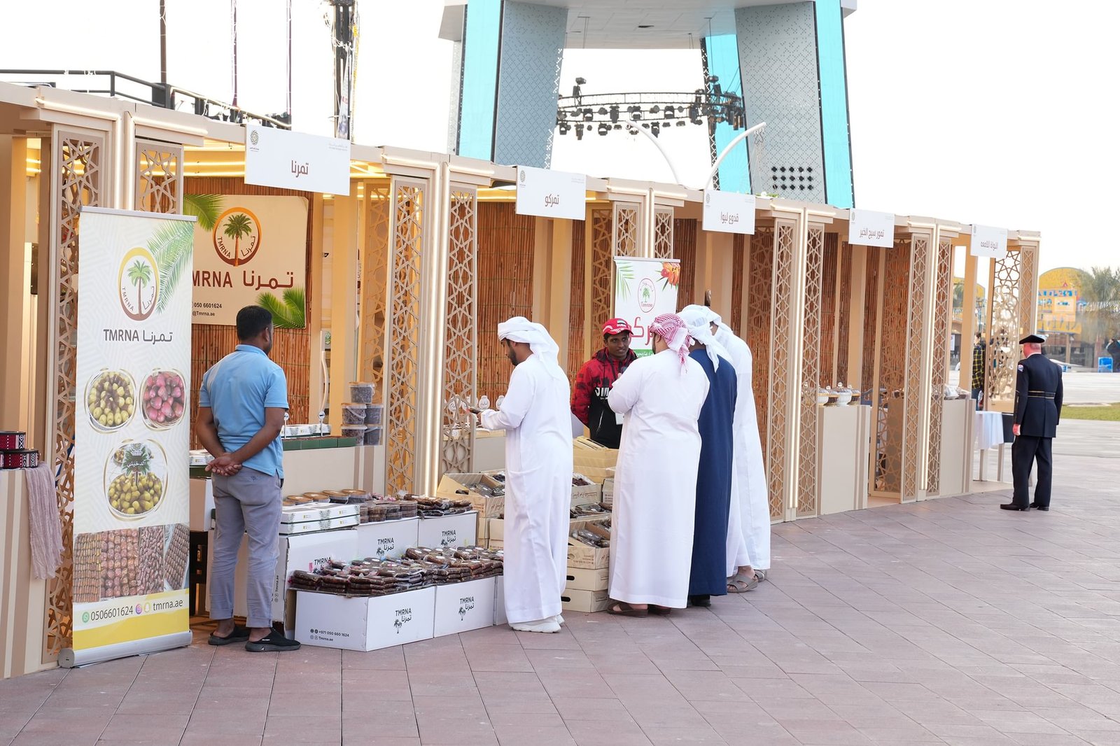 مهرجان الوثبة للتمور يواصل فعالياته ومسابقاته خلال رمضان 1 مهرجان الوثبة للتمور يواصل فعالياته ومسابقاته خلال رمضان
