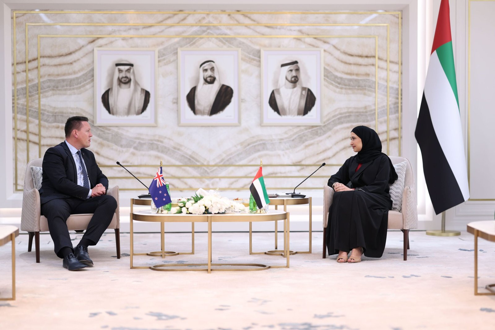 "الوطني الاتحادي" يبحث مع سفير نيوزيلندا لدى الدولة علاقات التعاون الثنائي 1 "الوطني الاتحادي" يبحث مع سفير نيوزيلندا لدى الدولة علاقات التعاون الثنائي