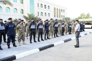 قائد عام شرطة أبوظبي يطلع على الجهود التطويرية بمركز شرطة مصفح