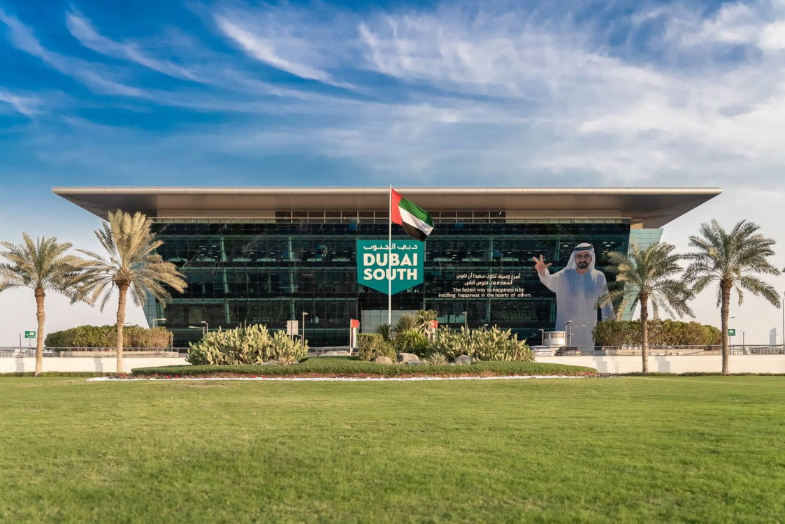 دبي الجنوب تختتم العام 2024 بنجاح في مختلف مناطقها 1 دبي الجنوب تختتم العام 2024 بنجاح في مختلف مناطقها
