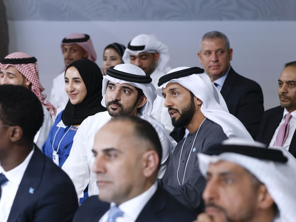 حمدان بن محمد يشهد جانباً من جلسات الاجتماع العربي للقيادات الشابة ويلتقي وزراء وقادة العمل الشبابي العربي 1 حمدان بن محمد يشهد جانباً من جلسات الاجتماع العربي للقيادات الشابة ويلتقي وزراء وقادة العمل الشبابي العربي