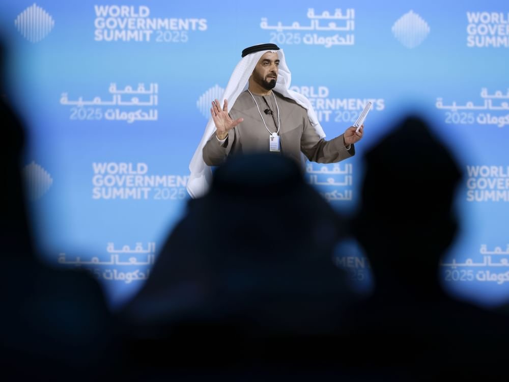 بحضور محمد بن راشد ومنصور بن زايد.. سيف بن زايد في القمة العالمية للحكومات: الإمارات تَعِد وتفي في كل الأوقات.. هذه هي مصداقية محمد بن زايد 1 بحضور محمد بن راشد ومنصور بن زايد.. سيف بن زايد في القمة العالمية للحكومات: الإمارات تَعِد وتفي في كل الأوقات.. هذه هي مصداقية محمد بن زايد